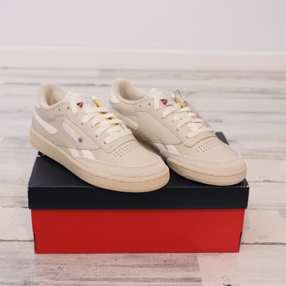 Reebok Women's Club C Revenge Sneaker, Stucco/Vintage Chalk/Paperwhite, 7.5 - Picture 2 of 10
